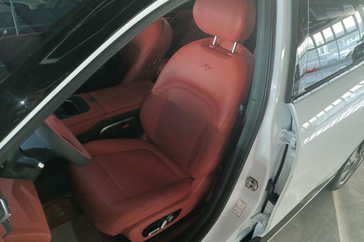 Used Dongfeng eπ eπ008 2024 210Max Range-Extended Version 6 Seats