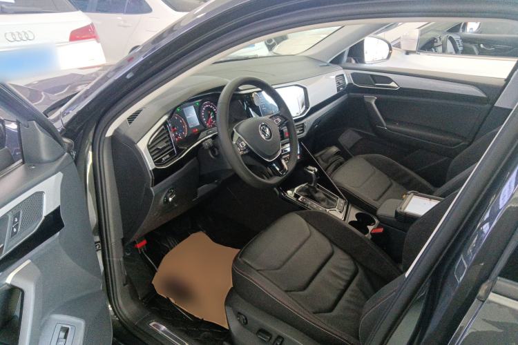 Used Volkswagen Tayron 2022 280TSI Two-Wheel Drive Luxury Smart Connectivity Version Left Front Seat