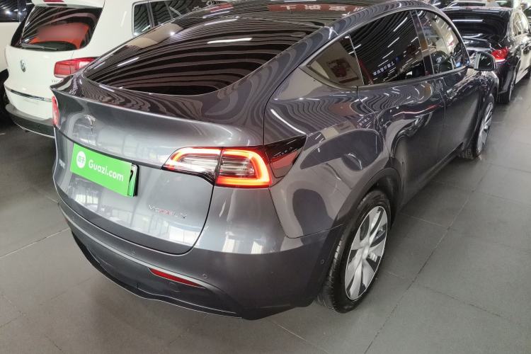 Used Tesla Model Y 2021 Standard Range Rear-Wheel Drive Version Rear Right 45 Deg