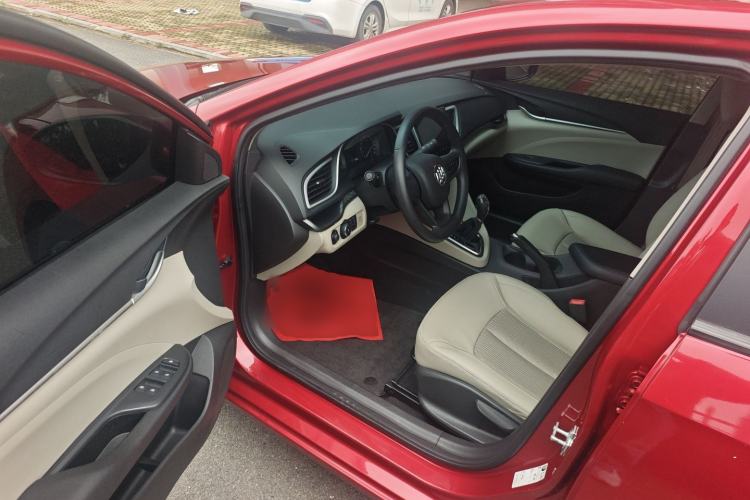 Used Buick GT 2016 15N Automatic Elite Edition Driver Seat