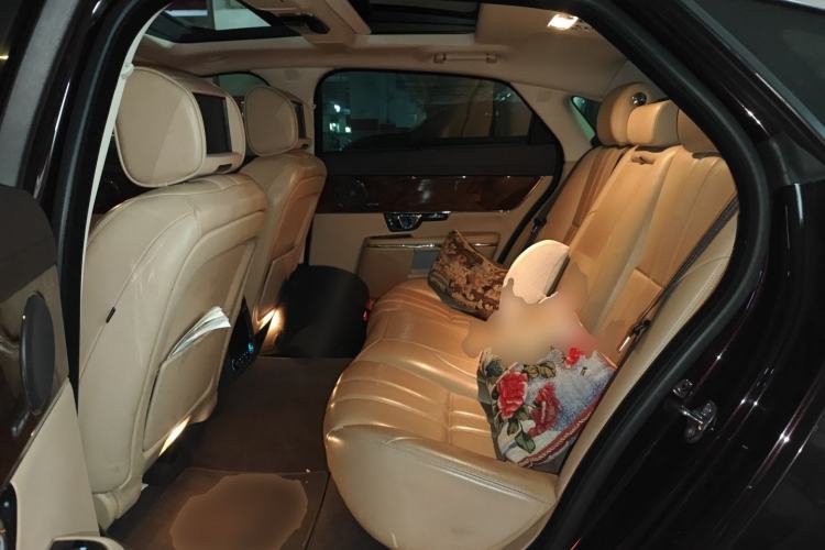 Used Jaguar XJ 2014 XJL 3.0 SC Two-Wheel-Drive Panoramic Business Edition