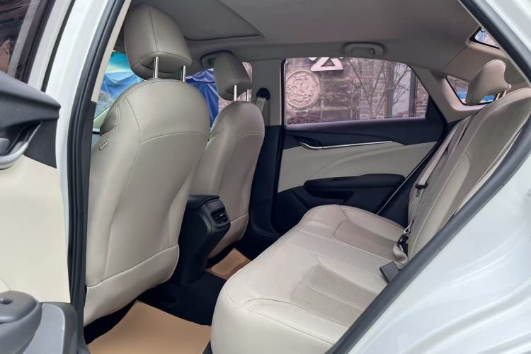 Used Buick GT 2017 15N Manual Elite Version Left Rear Seat