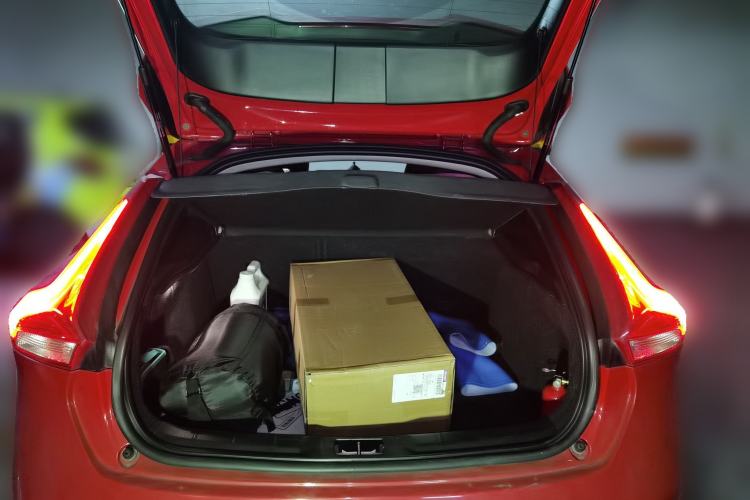 Used Volvo V40 2015 1.6T Zhiyi Edition
