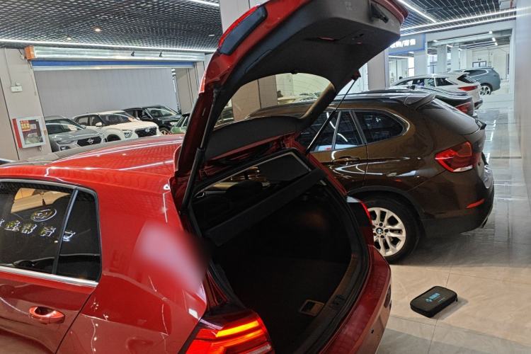 Used Volkswagen Golf 2018 230TSI Automatic Comfort Model
