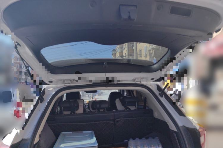 Used Changan CS55 2018 1.5T Manual Colorful Model China V Standard
