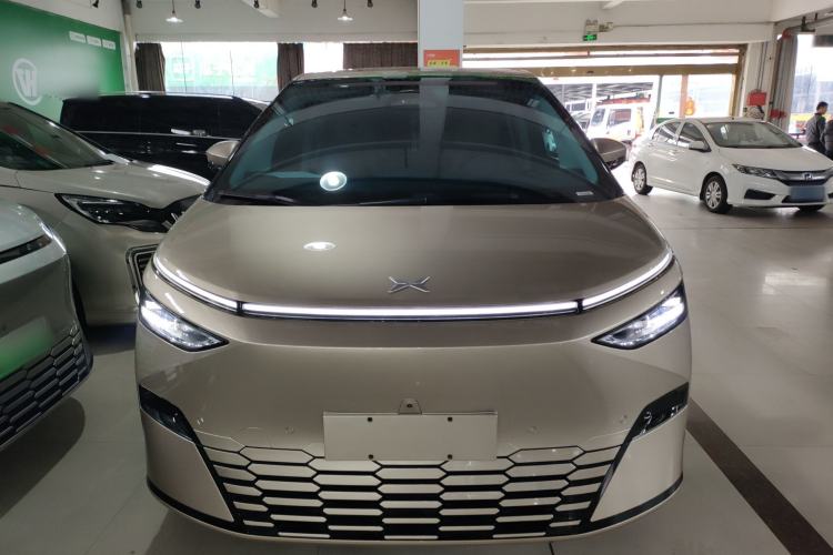 Used XPeng X9 2024 702 Ultra-Long Range Pro
