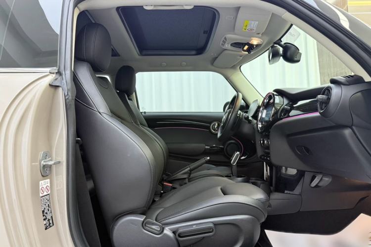 Used MINI MINI 2022 Updated 2.0T COOPER S Classic Edition