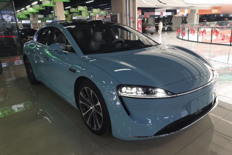 Used Hima Luxeed S7 2025 785 km Ultra