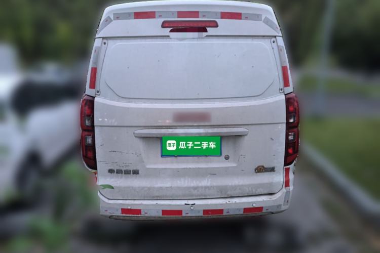 Used Jinbei Gold Hiace 2021 1.6L Box Van Travel Lion 2-Seater Rear