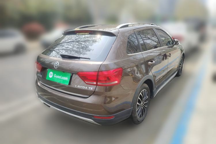 Used Volkswagen Cross Lavida 2014 1.4TSI DSG Rear Right 45 Deg