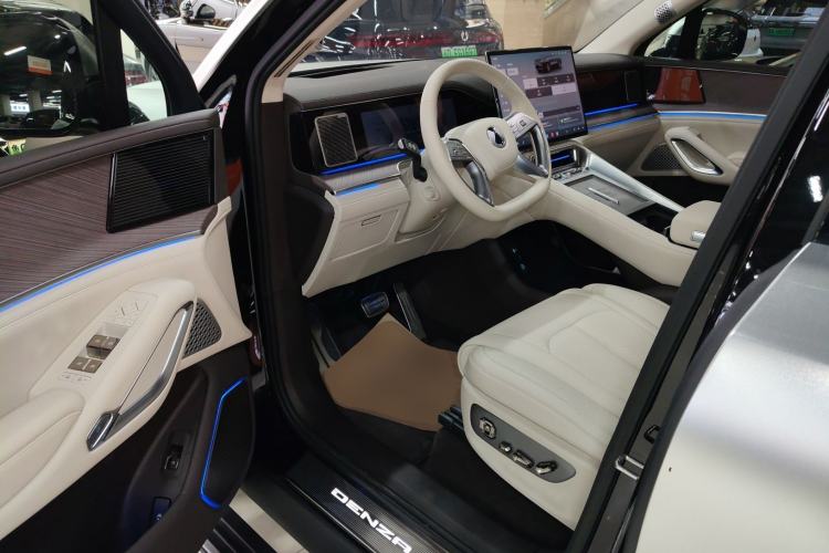 Used Denza N9 2025 Flagship Model