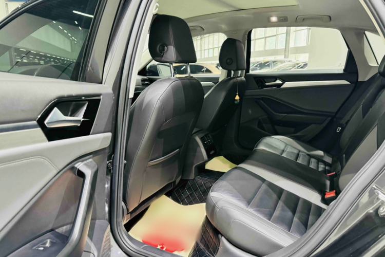 Used Volkswagen Sagitar 2021 280TSI DSG Excellence Edition Interior 1