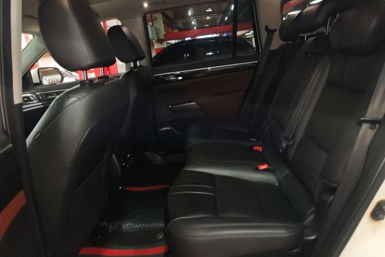 Used GAC Trumpchi GS8 2017 320T Two-Wheel Drive Luxury Smart Connectivity Version (7 Seats)