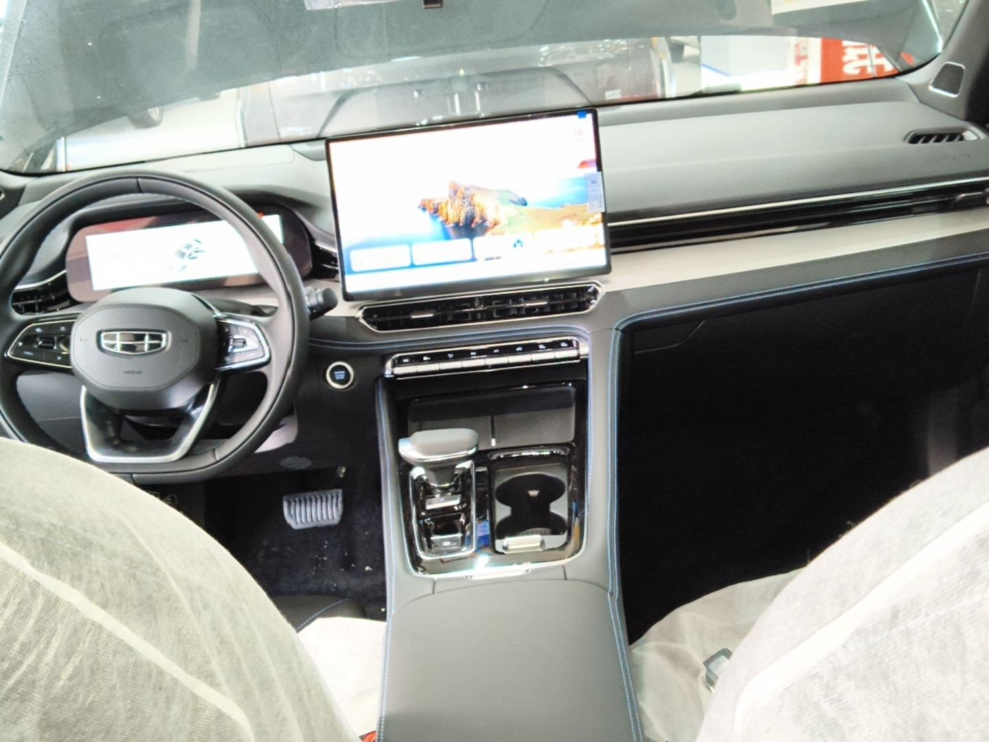 Geely Auto Preface 2026 Model Oriental Yao 1.5TD Kunlun Edition — снимка 12