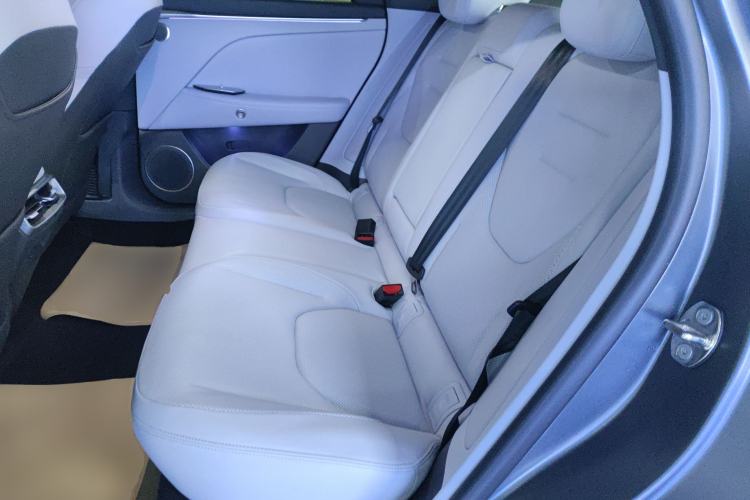 Used ARCFOX Alpha T5 2024 660 MAX Left Rear Seat