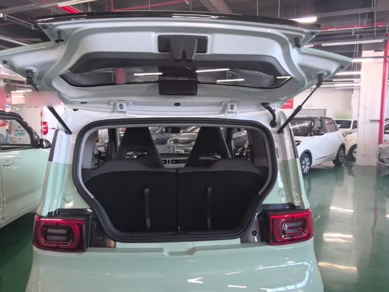 Used Wuling Hongguang MINIEV 2022 Macaron Premium Model – Lithium Iron Phosphate — 18