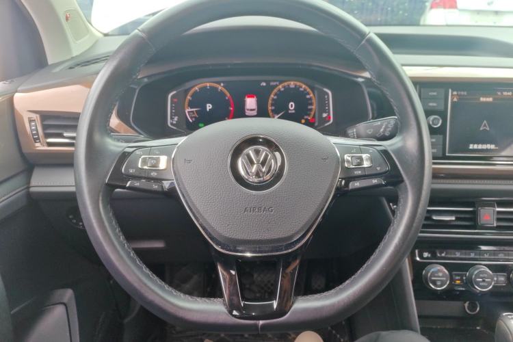 Used Volkswagen Tharu 2019 330TSI Four-Wheel Drive Flagship Model China VI Standard Steering Wheel