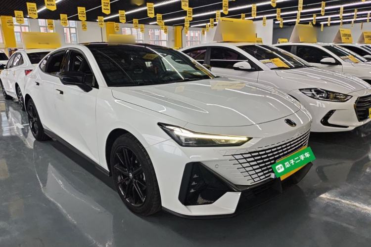 Used CHANGAN UNI-V 2023 1.5T Prestige Model
