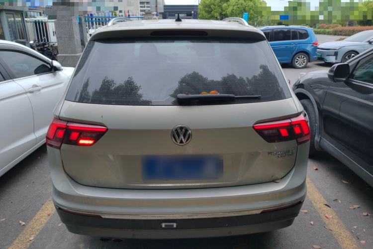 Used Volkswagen Tiguan L 2018 330TSI Automatic Two-Wheel Drive Luxury Edition