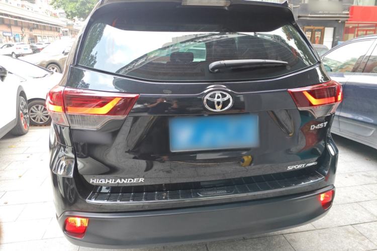 Used Toyota Highlander 2018 2.0T Four-Wheel Drive Knight Edition 7 Seats China VI Standard Rear