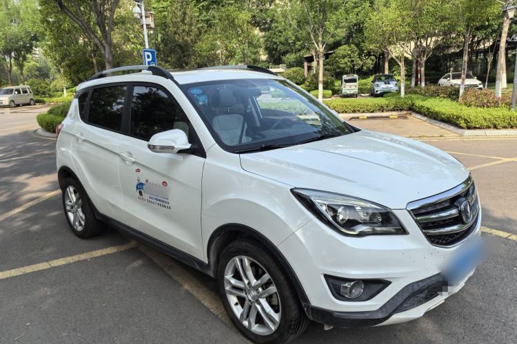 Used CHANGAN CS35 2017 1.6L Manual Luxury Model Exterior 2