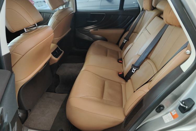 Used Lexus LS 2018 500h Excellence Edition China VI standard
