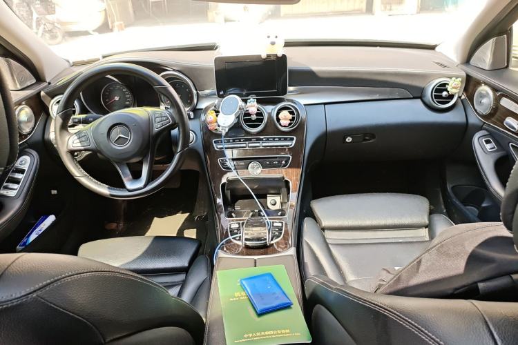 Used Mercedes-Benz C-Class 2015 C 200 L