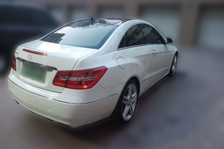 Used Mercedes-Benz E-Class 2011 E 260 CGI Coupe