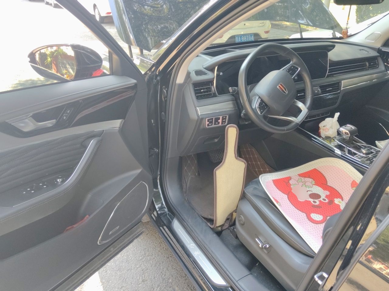 Hongqi HS5 2022 2.0T Smart Connect Flagship All-Wheel-Drive Version - Chinese Trim Xiang — снимка 16