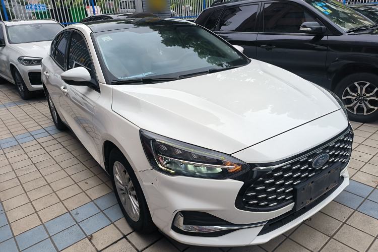 Used Ford Focus 2021 Sedan EcoBoost 180 Automatic Trendy Model
