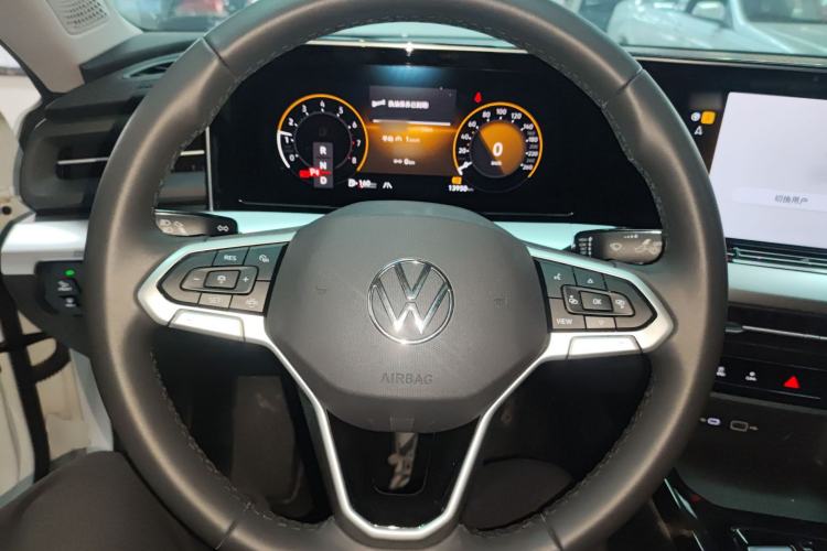 Used Volkswagen Lamando 2024 Lavida L 280TSI DSG Spicy Edition
