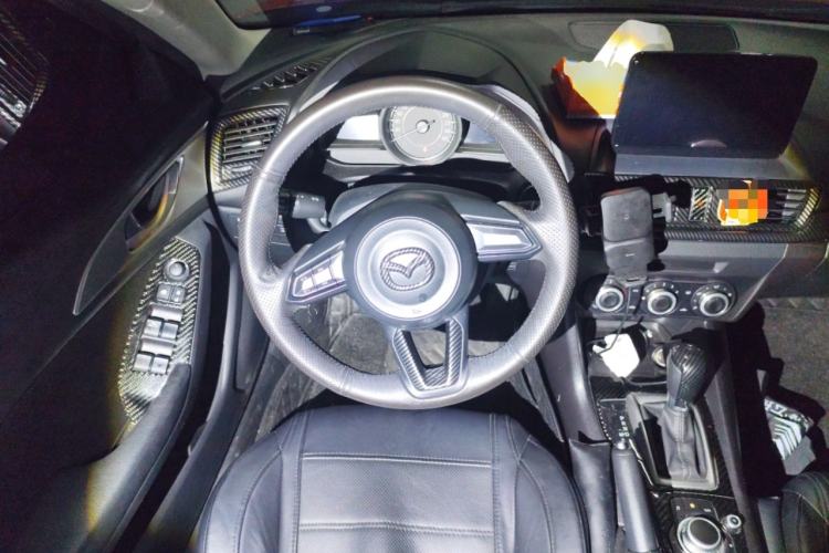 Used Mazda 3 Axela 2017 Sedan 1.5L Automatic Comfort Model China VI Standard Steering Wheel