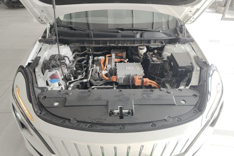 Used Hongqi E-QM5 2023 Revised Version Basic Travel Edition