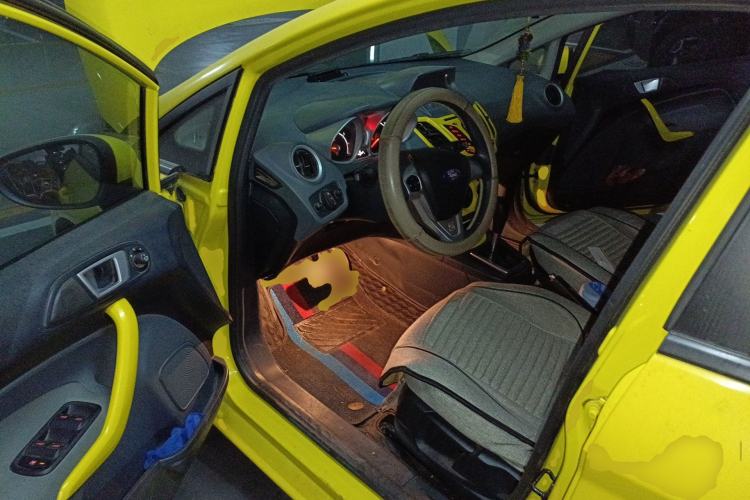 Used Ford Fiesta 2012 Hatchback 1.5L Automatic Dynamic Limited Edition Driver Seat