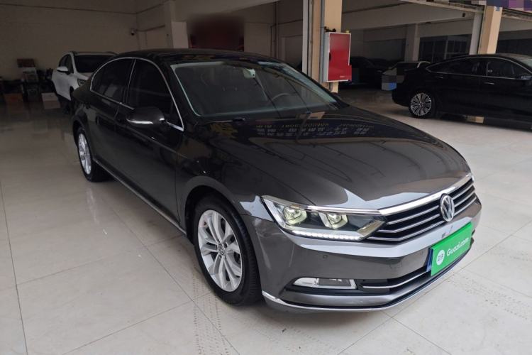 Used Volkswagen Magotan 2017 330TSI DSG Luxury Model
