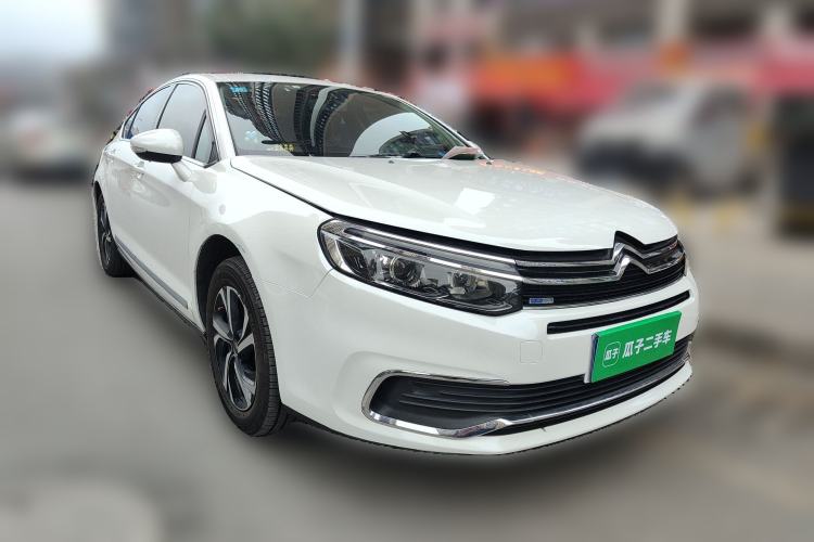 Used Citroen C5 2017 350THP Automatic Comfort Model Front Right 45 Deg