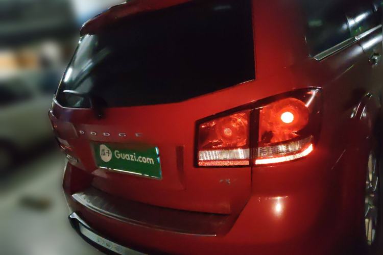 Used Dodge Journey 2013 2.4L Two-Wheel Drive Luxury Version
