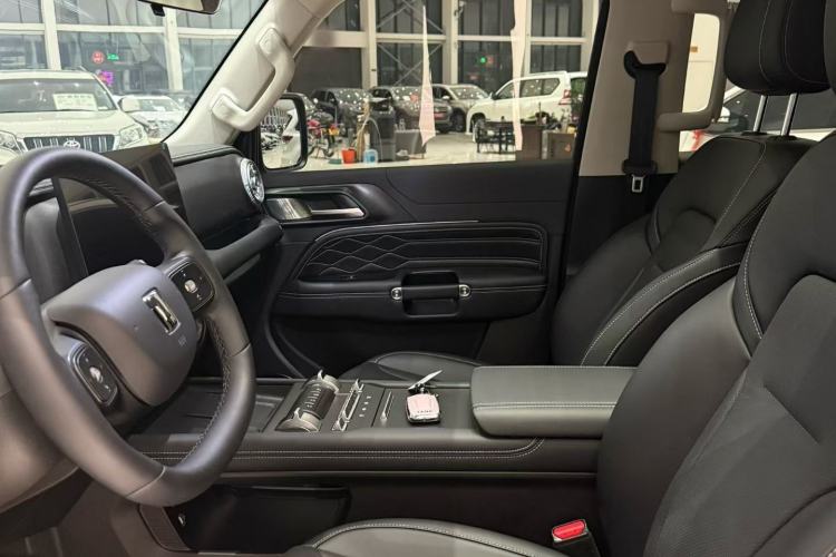 Used Tank 300 2025 2.0T Conqueror Interior 3