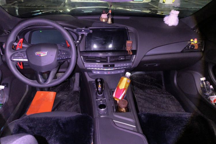 Used Cadillac CT5 2023 28T Luxury Edition (Standard Version) Center Console