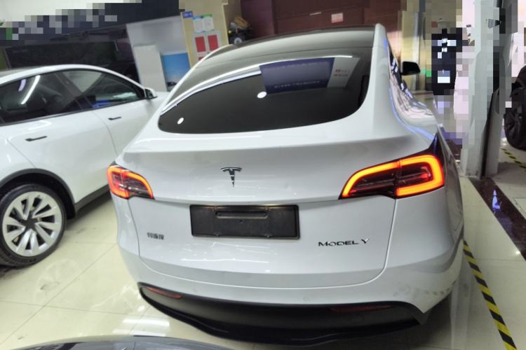 Used Tesla Model Y 2022 Rear-Wheel-Drive Version