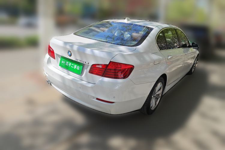 Used BMW 5 Series 2017 520Li Elegant Edition Rear Right 45 Deg