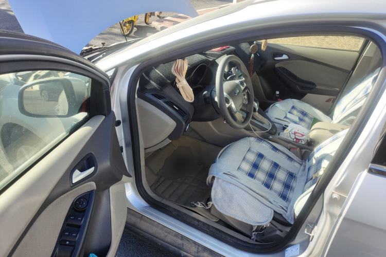 Used Ford Focus 2012 Sedan 1.6L Automatic Comfort Model