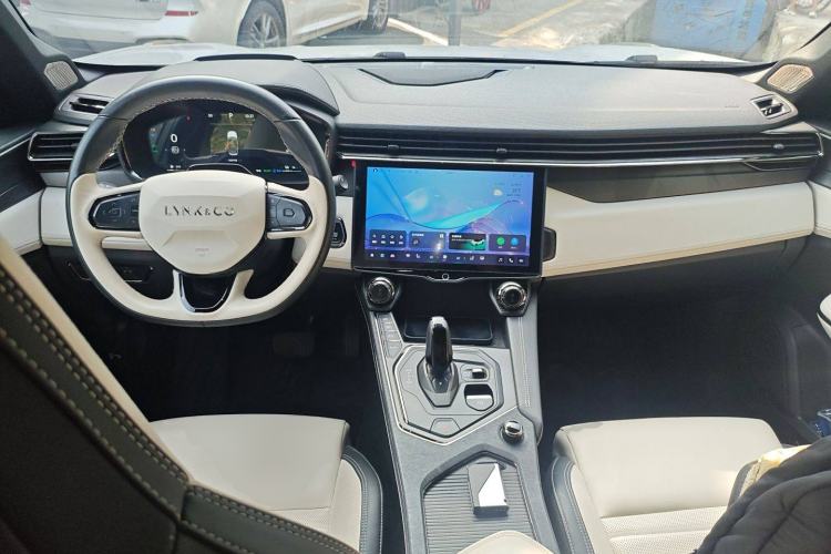 Used Lynk & Co 01 EM-P 2023 1.5TD EM-P Dawn Edition