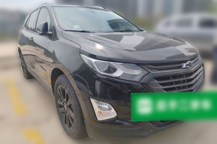 Used Chevrolet Equinox 2018 RS 550T Automatic All-Wheel-Drive Boundary Edition Front Right 45 Deg