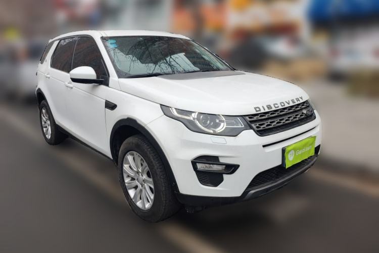 Used Land Rover Discovery Sport 2019 240 PS PURE Edition China V Standard Front Right 45 Deg