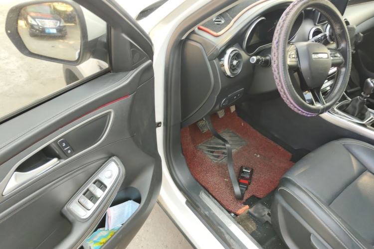 Used TRAUM MEET 3 2018 1.5T Manual Comfort Model