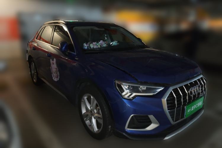 Used Audi Q3 2019 40 TFSI Fashionable and Elegant Model
