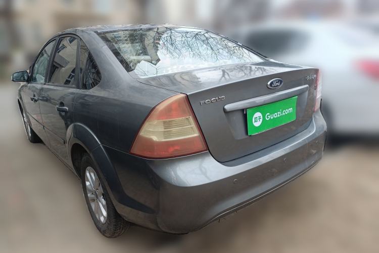 Used Ford Focus 2011 Sedan 1.8L Automatic Fashion Edition
