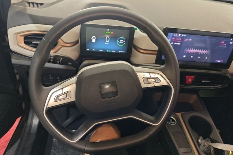 Used JAC Yiwei E10X 2024 Charming Edition 301km Lite