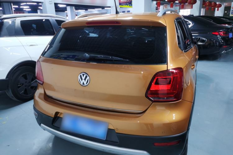Used Volkswagen Polo 2014 1.6L Cross Polo Automatic Rear